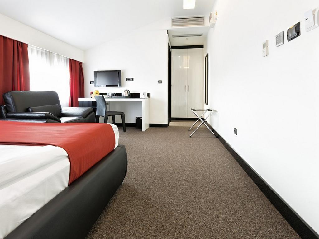Nova City Garni Hotel Signature Collection Белград Екстериор снимка